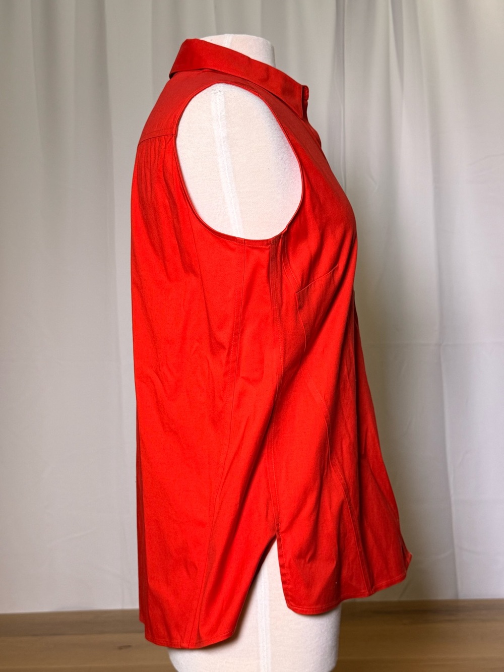 Foxcroft Non Iron Stretch tomato Red Sleeveless Button Down Shirt Womens Size 10 - Picture 10 of 11